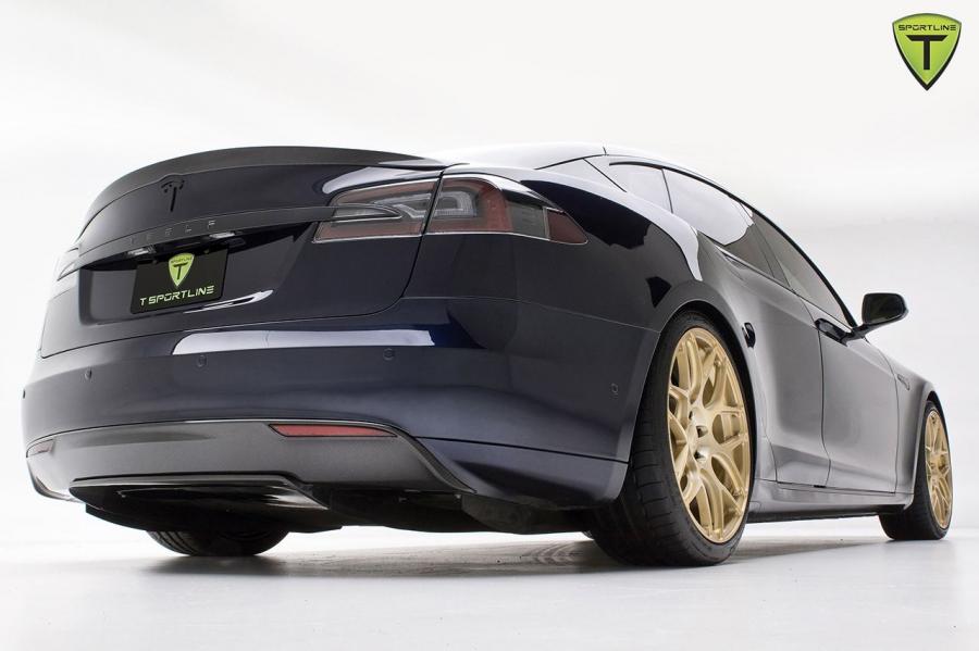  Tesla Model S by T Sportline 2014 года  (фото 14 из 15)